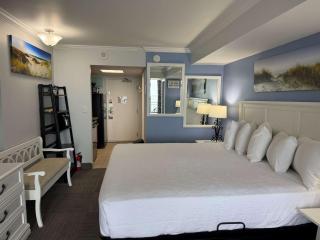 Amazing views - Kings size Ocean front Camelot 715 - 1