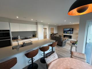 Rose's Strand Road - 5