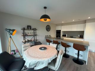 Rose's Strand Road - 2