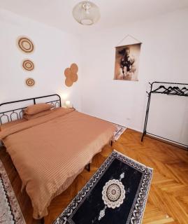 Elegant Central Flat 2BR - Bucharest - 5