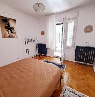 Elegant Central Flat 2BR - Bucharest - 4