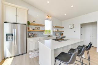 Hot Tub and Valley Views Hidden Gem in Texas - 4