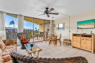 Maui Sunset A504 by Coldwell Banker Island Vacations - Kihei - 2