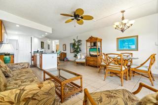 Maui Sunset B309 by Coldwell Banker Island Vacations - Kihei - 4