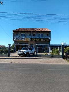 Apartment 2 blocks from the sea with parking and Wi-Fi - Passo De Torres - 3