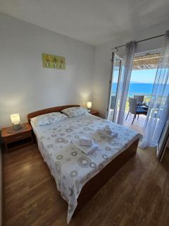 Apartments Sea and Pine - Ivan Dolac - 3