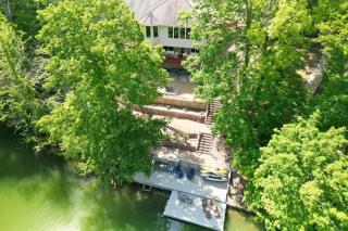 Lakefront Retreat - Near Trails & Family Fun - Bella Vista - 0
