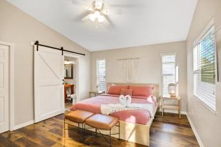 Sunset Serenity - Palm Harbor - 3