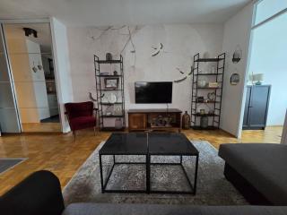 Flower Home Belgrade - Belgrado - 0