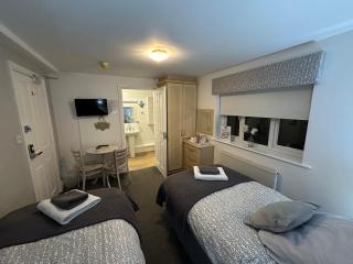 Station Approach B&B Boutique Stays - Solihull - 3