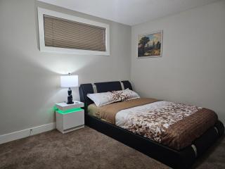 Excellent 2 Bedroom Basement Suite Apartment - 1