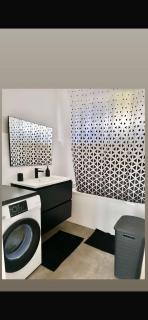 A deux pas du musee de l automobile - 9