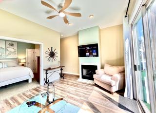 Downtown, Roof Deck, Parking - Saugatuck - 4