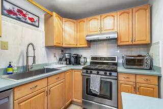 Apartment #2 with large kitchen across the street from the beach - Blaine - 9