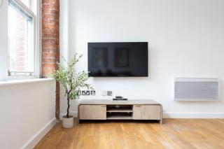 Luxury City Centre Apartment - 6