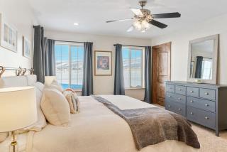 Stylish Mtn Home Fireplace Views - Victor - 5