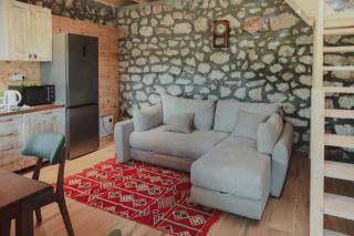 Arhetip, Kikina Villa - 7