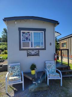 Caravan Across The Street From The Beach - Blaine - 9