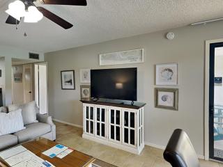 Edgewater Villa #404 - 5