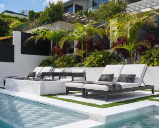 Luxury Resort Pool, Spa, Swim Up Bar and Bay Views - San Diego - 2