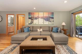 210 Sawyer with Private Hot Tub - 7