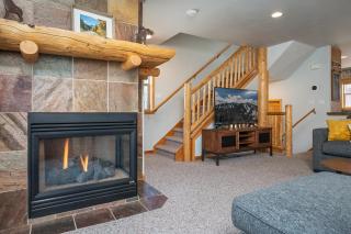 216 Sawyer with Private Hot Tub - 3