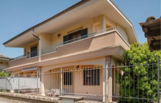 2 Bedroom Beautiful Home In Monterosi - Monterosi - 0