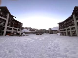 Skis aux pieds et modernité - La Plagne Tarentaise - 2