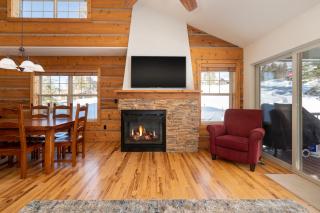 40 Reunion Ct with private hot tub - 9