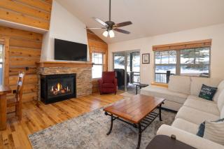 40 Reunion Ct with private hot tub - 8