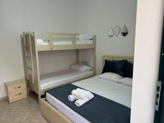 Amel's Apartments Comfortable Family Stay Near Orikum Beach - Orikum - 5
