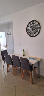 Apartman Valhalla Novalja - Moderan smještaj s pogledom blizu Zrća - Novalja - 4