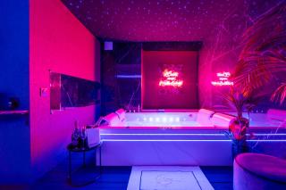 Toulouse Love room, suite avec spa privatif - Tolosa - 9