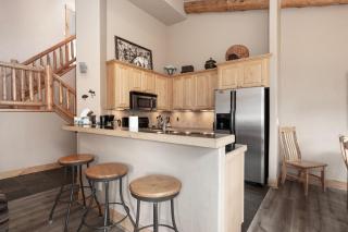 Lakota Lookout private hot tub - 5