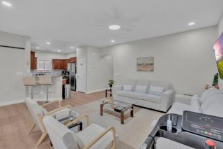 5BD | 5BA | 2-Kitchens| Backyard - ComfortInBudget - Las Vegas - 2
