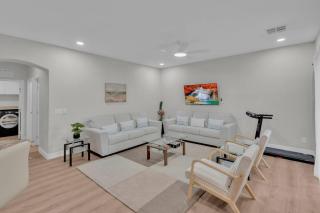 5BD | 5BA | 2-Kitchens| Backyard - ComfortInBudget - Las Vegas - 3