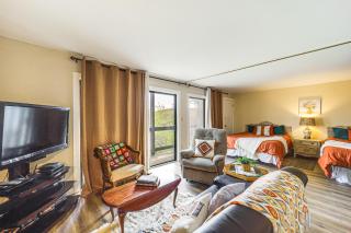 Walk to Hiking and Skiing Beech Mountain Condo - Beech Mountain - 6