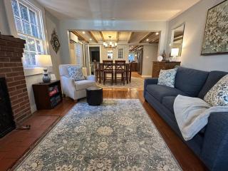 Timeless Charm, Modern Comfort - Annapolis - 0