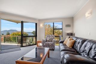 Acacia Views - Acacia Bay Holiday Home - Taupo - 5