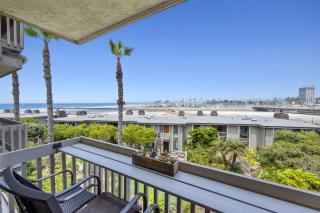 F205 - Good VIbes - Oceanside - 0