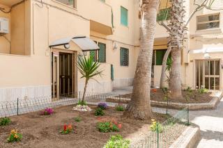 Alba sul mare-Appartamento a 270 M dal mare - Casa Santa - 1
