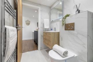 Bespoke Studio 23 Min - C London Private Bathrroom Shared Kitchen 3 - Edgware - 9