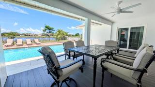 Stunning Lakeside Retreat, heated Pool, renovated - Bonita Springs - 8