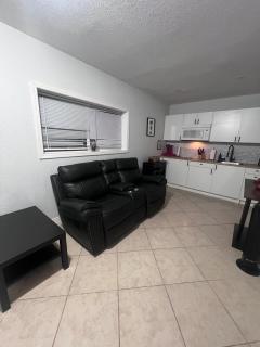 A small, spacious casita full of light - 7