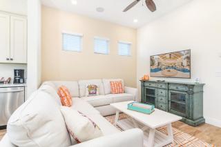 Sunset Cottage Near Disney With Margaritaville Resort Island H2O Access - 8065Ls - Orlando - 1