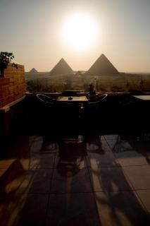 Pyramids Fort Hotel&Roof top - Nazlat as Sīsī - 5