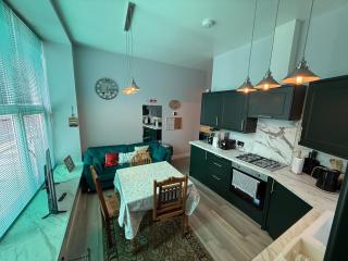 Victoria’s Dream - Aberdeen - 8