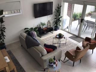 Paradise Palms Retreat - Lake Illawarra - 8