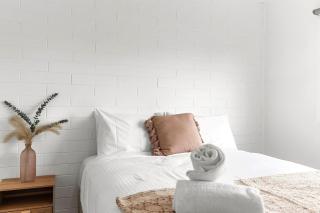 Rosebud Beachfront Haven Coastal Bliss Four - Capel Sound - 2