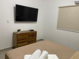 Modern Apt in Santiago w Pool, 3 Bedrooms, Air conditioner - 4